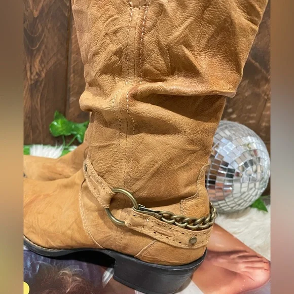 Shit Kickers - Picture 7 of 9